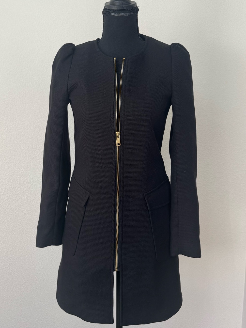 H&M Black Zip Front Coat Gold Zipper Puff Shoulder Size 2